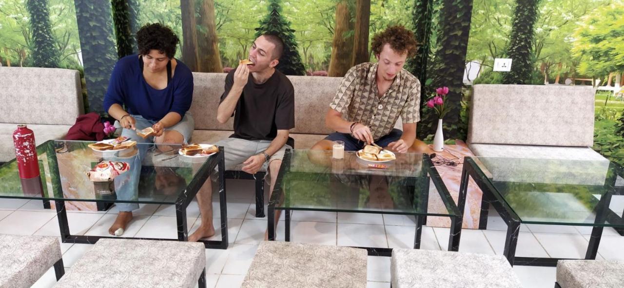 Banaras Hostel Kakarmatha Ngoại thất bức ảnh